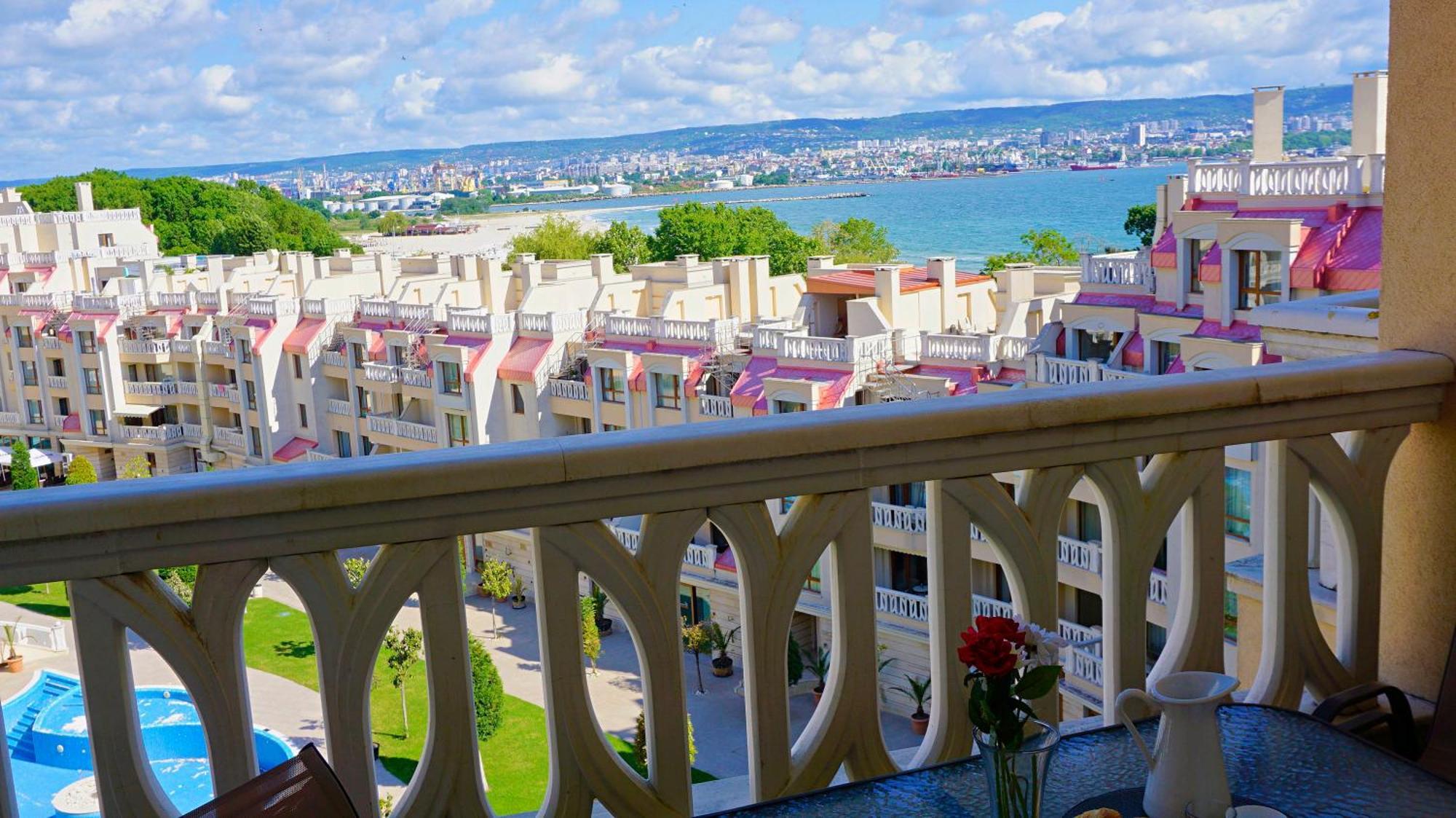 Апартаменти Варна Саут На Плажа 2 - Varna South Apartments On The Beach 2 Kültér fotó