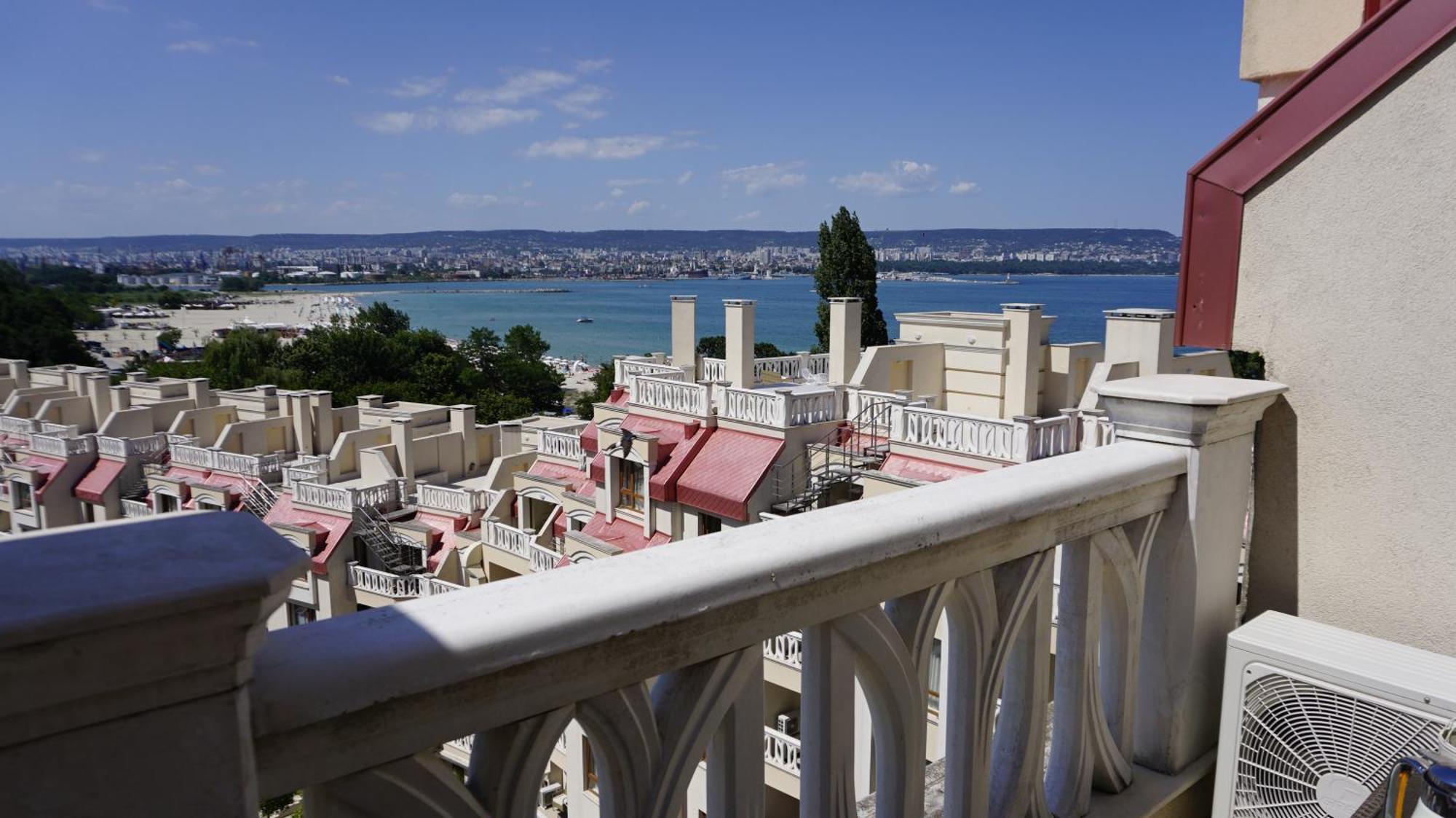 Апартаменти Варна Саут На Плажа 2 - Varna South Apartments On The Beach 2 Kültér fotó
